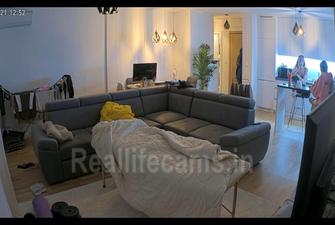 Reallifecam - Nancy give Dasha massage ,21 12 2025