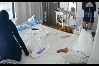 Reallifecam - Victoria Fucks Veronica Clit Rub ,27 06 2026